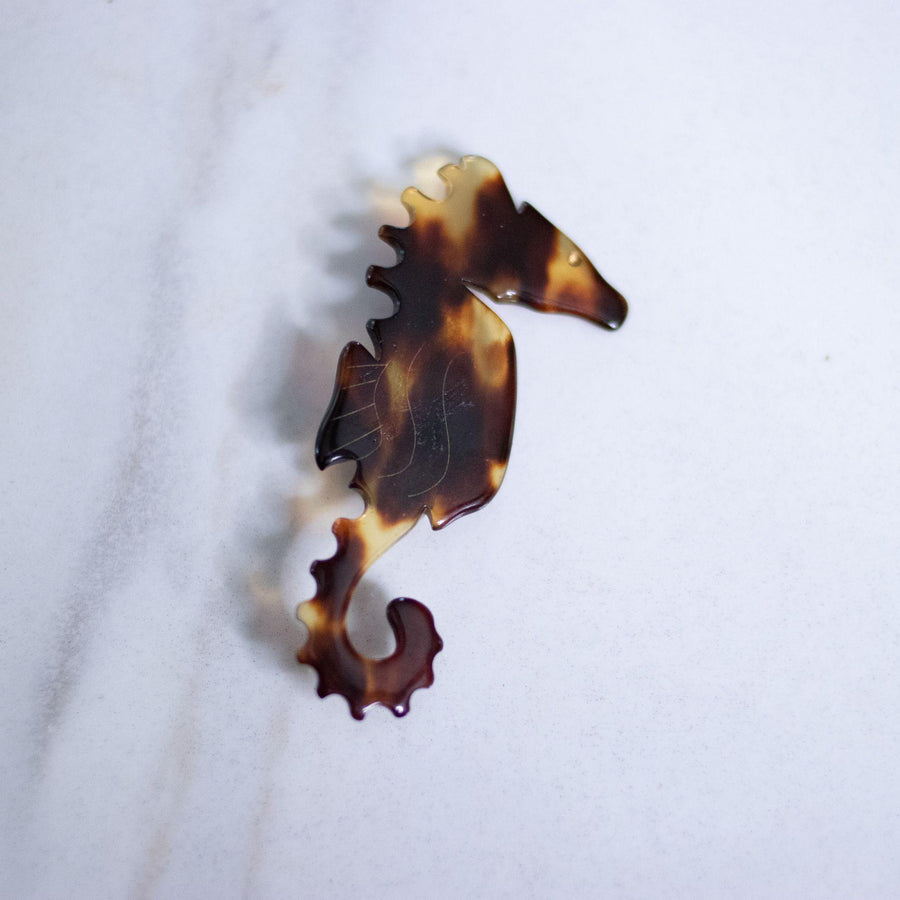 Vintage Faux Tortoise Lucite Sea Horse Brooch by Unsigned Beauty - Vintage Meet Modern Vintage Jewelry - Chicago, Illinois - #oldhollywoodglamour #vintagemeetmodern #designervintage #jewelrybox #antiquejewelry #vintagejewelry