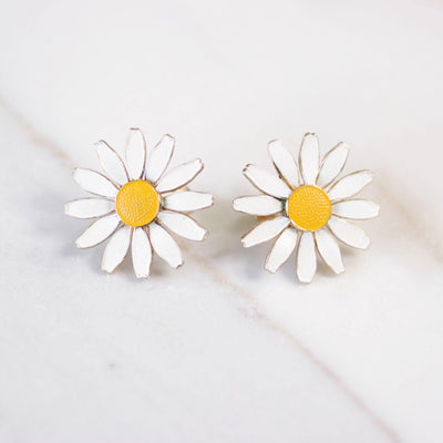 Vintage Accessocraft NYC White and Yellow Daisy Earrings by Accessocraft NYC - Vintage Meet Modern Vintage Jewelry - Chicago, Illinois - #oldhollywoodglamour #vintagemeetmodern #designervintage #jewelrybox #antiquejewelry #vintagejewelry