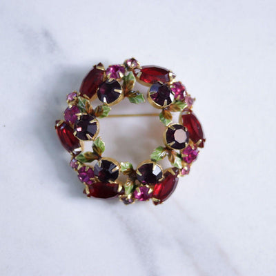 Vintage Red and Pink Rhinestone Brooch by Unsigned Beauty - Vintage Meet Modern Vintage Jewelry - Chicago, Illinois - #oldhollywoodglamour #vintagemeetmodern #designervintage #jewelrybox #antiquejewelry #vintagejewelry