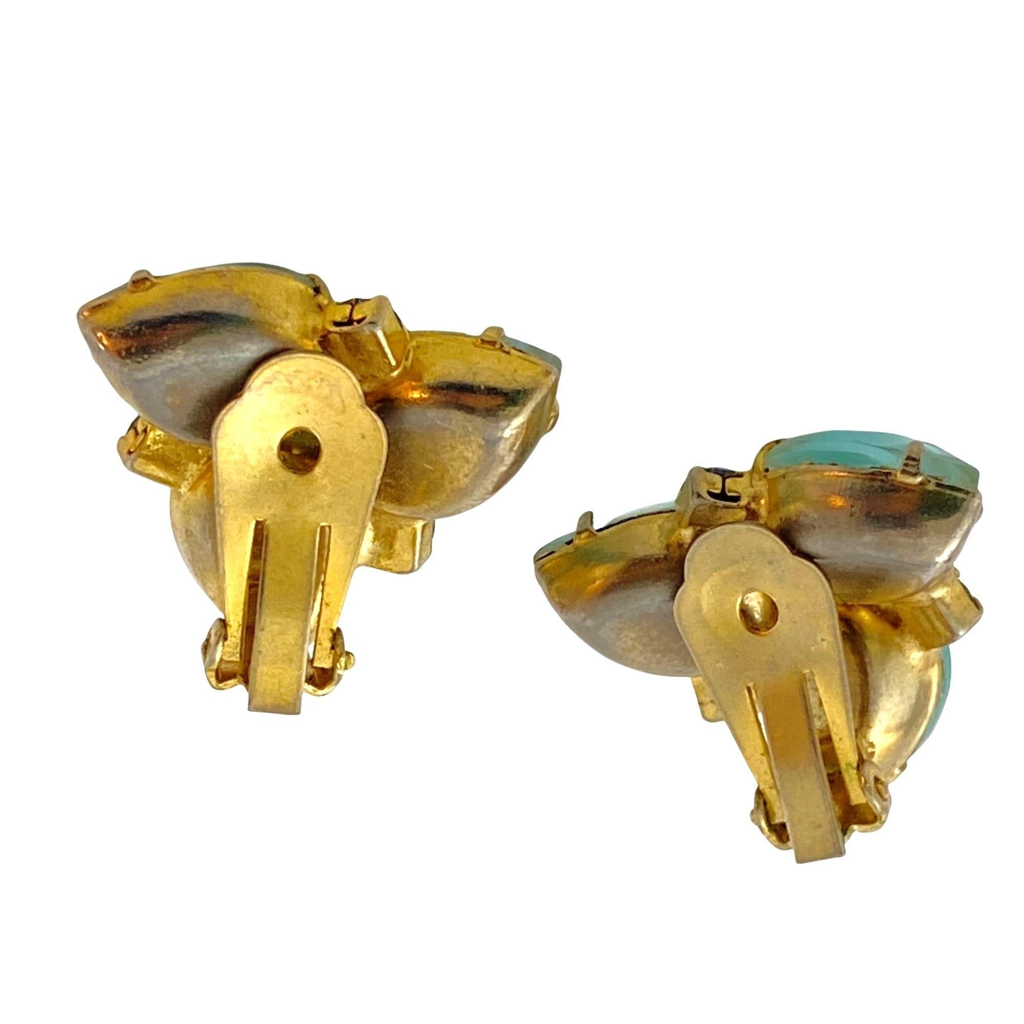 Vintage Aqua Crystal Rhinestone Statement Earrings by Unsigned Beauty - Vintage Meet Modern Vintage Jewelry - Chicago, Illinois - #oldhollywoodglamour #vintagemeetmodern #designervintage #jewelrybox #antiquejewelry #vintagejewelry
