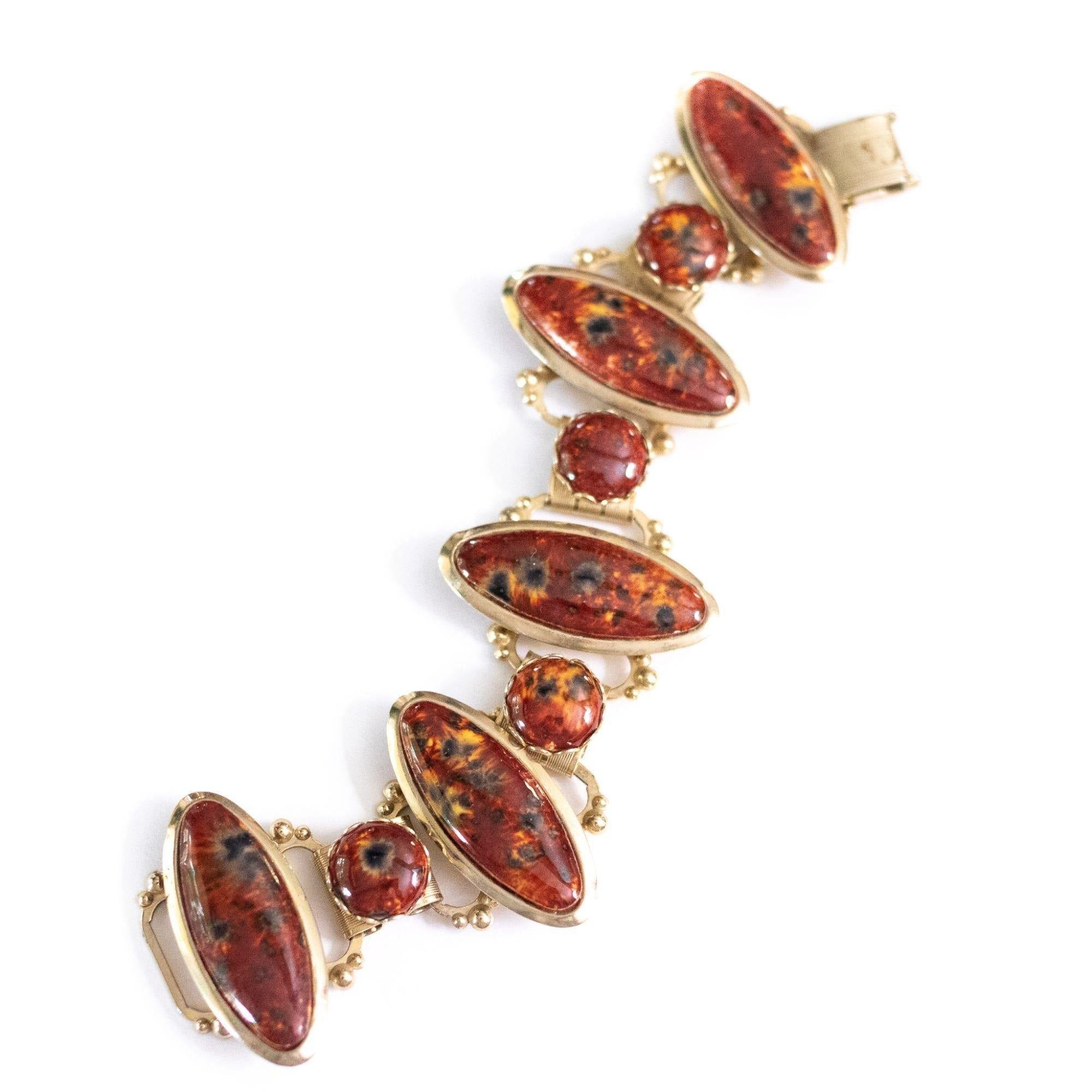 Vintage Marbled Red Glass Cabochon Book Chain Link Bracelet by Unsigned Beauty - Vintage Meet Modern Vintage Jewelry - Chicago, Illinois - #oldhollywoodglamour #vintagemeetmodern #designervintage #jewelrybox #antiquejewelry #vintagejewelry