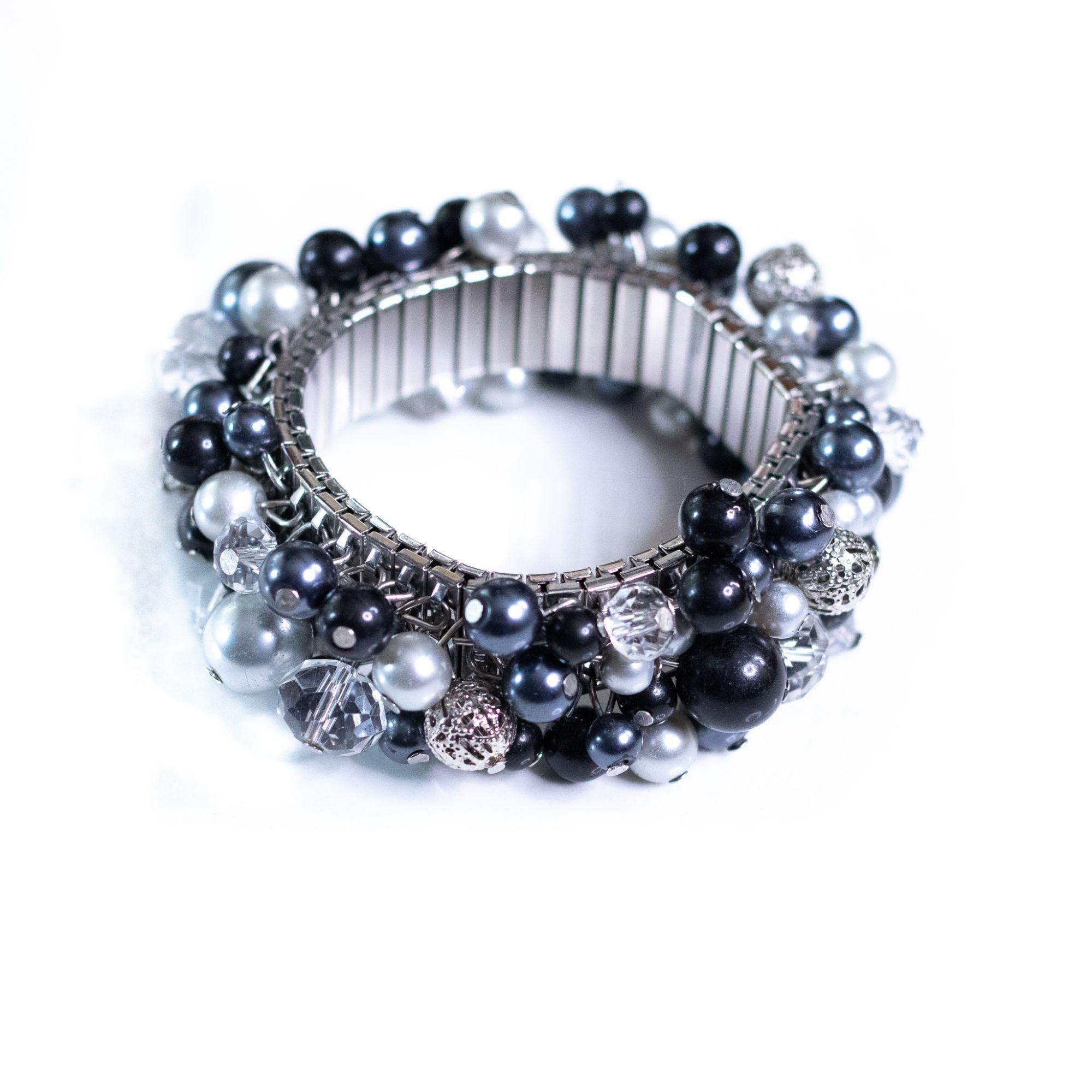 Vintage Cha Cha Bracelet with Black, Clear, Gold Gold Beads and Faux Pearls by Unsigned Beauty - Vintage Meet Modern Vintage Jewelry - Chicago, Illinois - #oldhollywoodglamour #vintagemeetmodern #designervintage #jewelrybox #antiquejewelry #vintagejewelry