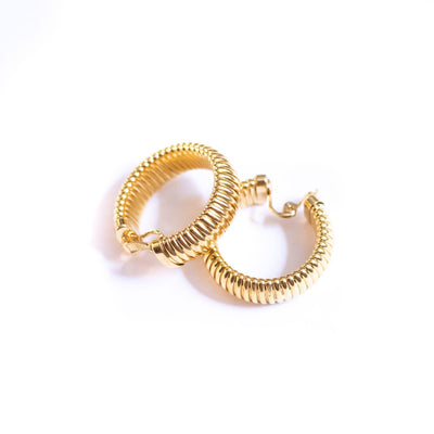 Vintage Monet Ribbed Large Clip Earrings by Monet - Vintage Meet Modern Vintage Jewelry - Chicago, Illinois - #oldhollywoodglamour #vintagemeetmodern #designervintage #jewelrybox #antiquejewelry #vintagejewelry