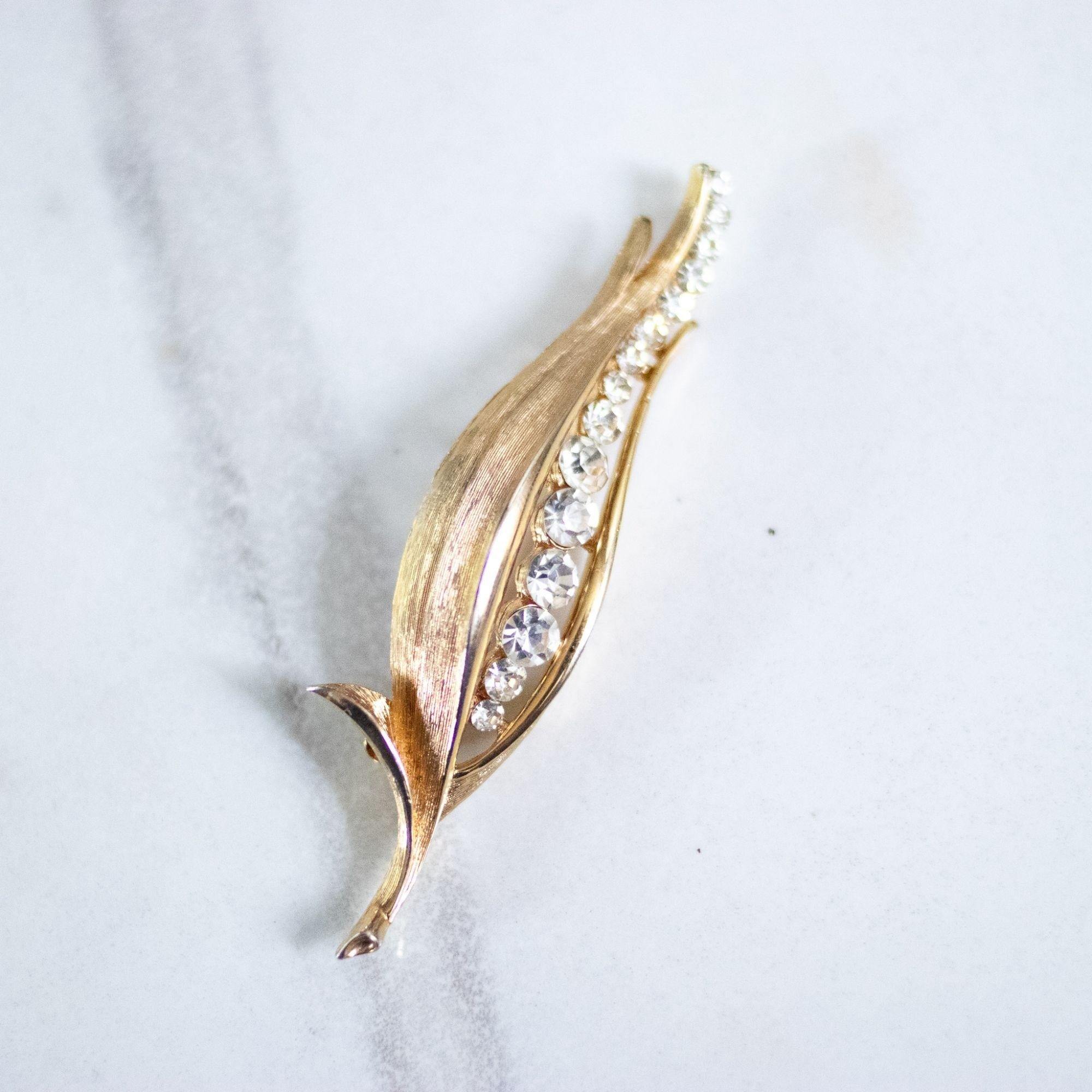 Vintage Gold Leaf with Diamante Rhinestones by Alan J - Vintage Meet Modern Vintage Jewelry - Chicago, Illinois - #oldhollywoodglamour #vintagemeetmodern #designervintage #jewelrybox #antiquejewelry #vintagejewelry