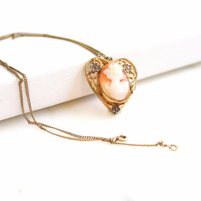 Carved Shell Cameo Necklace by Vintage Meet Modern - Vintage Meet Modern Vintage Jewelry - Chicago, Illinois - #oldhollywoodglamour #vintagemeetmodern #designervintage #jewelrybox #antiquejewelry #vintagejewelry
