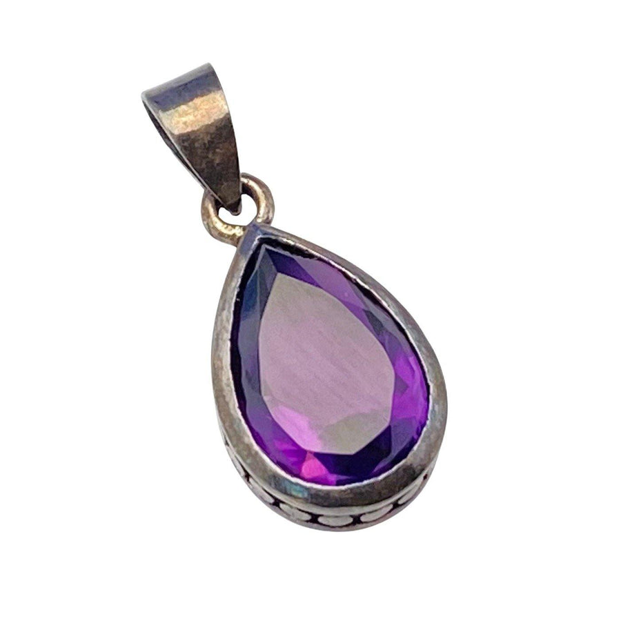 Vintage Sterling Silver and Amethyst Pendant by Hallmarked 925 - Vintage Meet Modern Vintage Jewelry - Chicago, Illinois - #oldhollywoodglamour #vintagemeetmodern #designervintage #jewelrybox #antiquejewelry #vintagejewelry