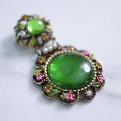 Vintage Green Lucite with Floral Accent Fob Style Brooch by Unsigned Beauty - Vintage Meet Modern Vintage Jewelry - Chicago, Illinois - #oldhollywoodglamour #vintagemeetmodern #designervintage #jewelrybox #antiquejewelry #vintagejewelry