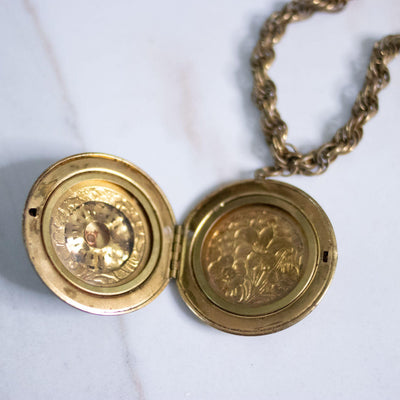 Vintage Chunky Gold Medallion Locket with Faux Pearls by Unsigned Beauty - Vintage Meet Modern Vintage Jewelry - Chicago, Illinois - #oldhollywoodglamour #vintagemeetmodern #designervintage #jewelrybox #antiquejewelry #vintagejewelry