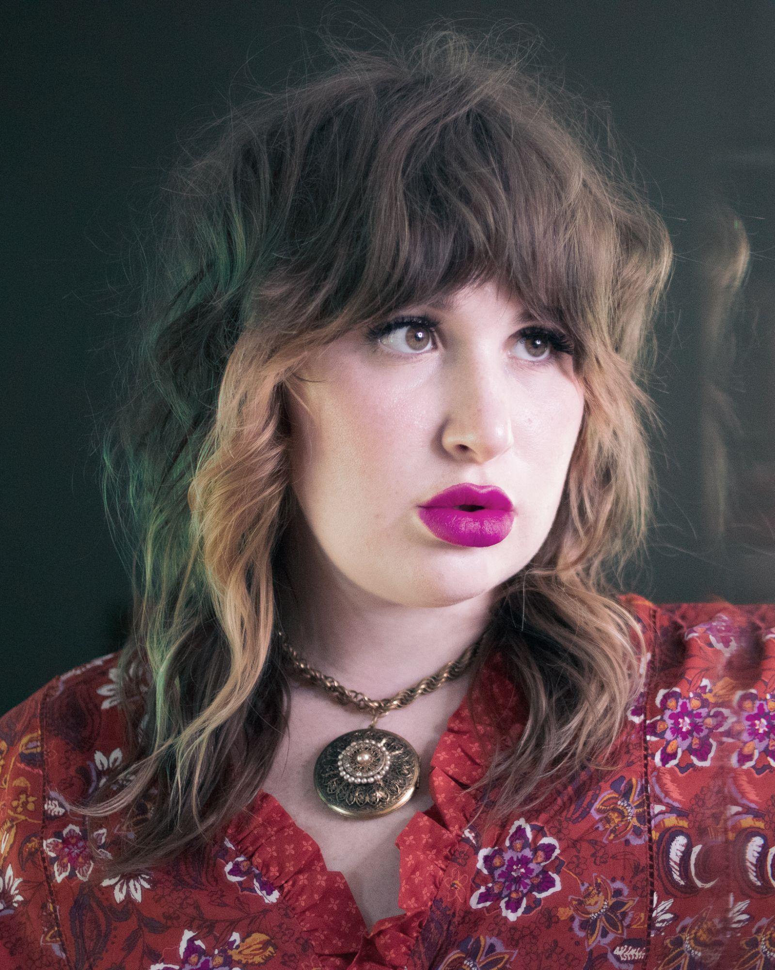 Vintage Chunky Gold Medallion Locket with Faux Pearls by Unsigned Beauty - Vintage Meet Modern Vintage Jewelry - Chicago, Illinois - #oldhollywoodglamour #vintagemeetmodern #designervintage #jewelrybox #antiquejewelry #vintagejewelry