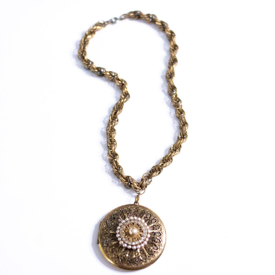 Vintage Chunky Gold Medallion Locket with Faux Pearls by Unsigned Beauty - Vintage Meet Modern Vintage Jewelry - Chicago, Illinois - #oldhollywoodglamour #vintagemeetmodern #designervintage #jewelrybox #antiquejewelry #vintagejewelry