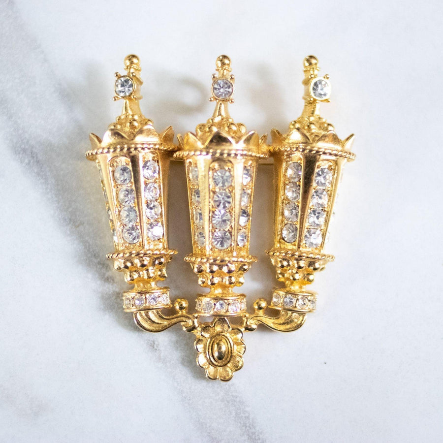 Vintage KJL Gold Lantern Brooch by Kenneth Jay Lane - Vintage Meet Modern Vintage Jewelry - Chicago, Illinois - #oldhollywoodglamour #vintagemeetmodern #designervintage #jewelrybox #antiquejewelry #vintagejewelry