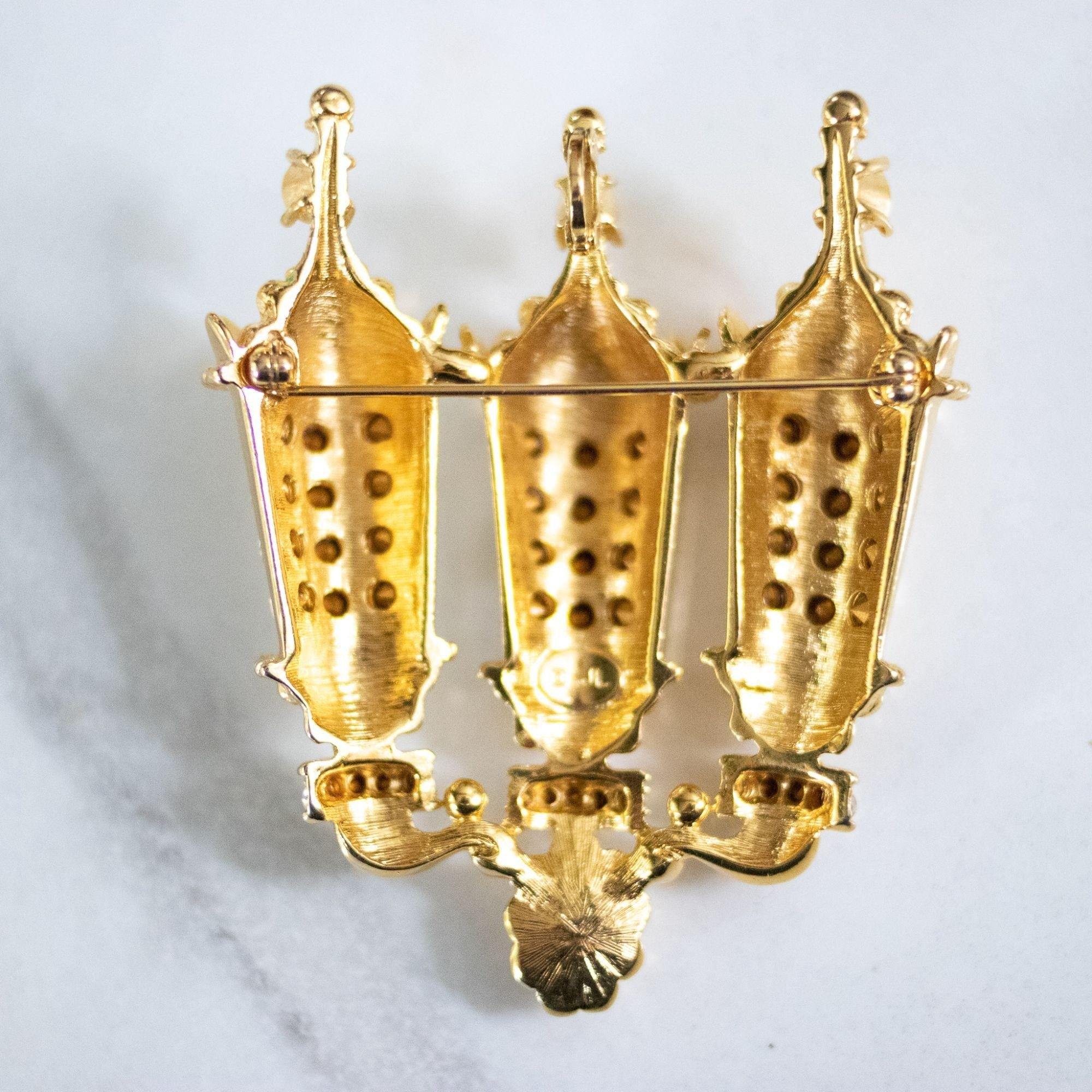 Vintage KJL Gold Lantern Brooch by Kenneth Jay Lane - Vintage Meet Modern Vintage Jewelry - Chicago, Illinois - #oldhollywoodglamour #vintagemeetmodern #designervintage #jewelrybox #antiquejewelry #vintagejewelry