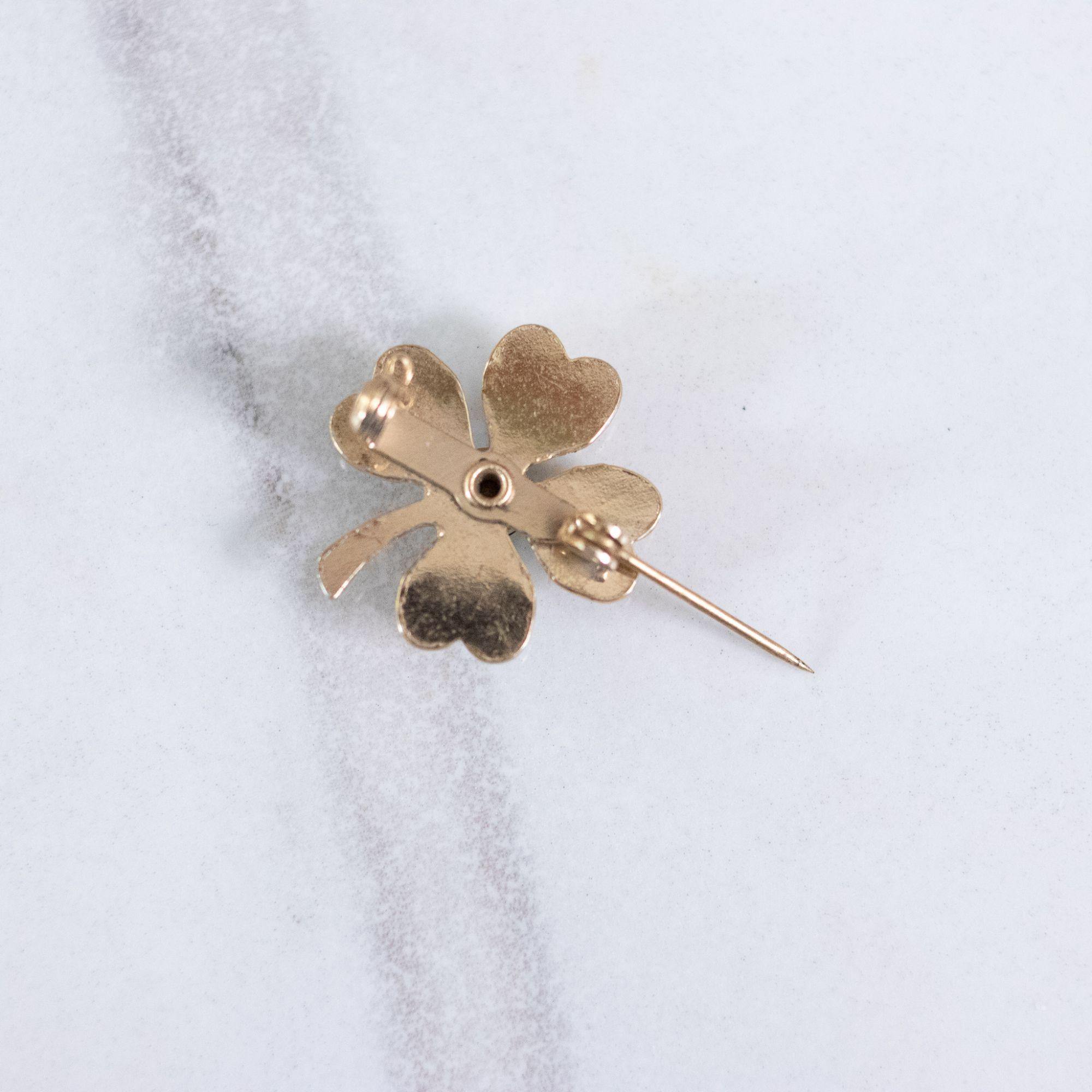 Vintage Pearl and Blue Rhinestone Four Leaf Clover Pin/Brooch by Unsigned Beauty - Vintage Meet Modern Vintage Jewelry - Chicago, Illinois - #oldhollywoodglamour #vintagemeetmodern #designervintage #jewelrybox #antiquejewelry #vintagejewelry