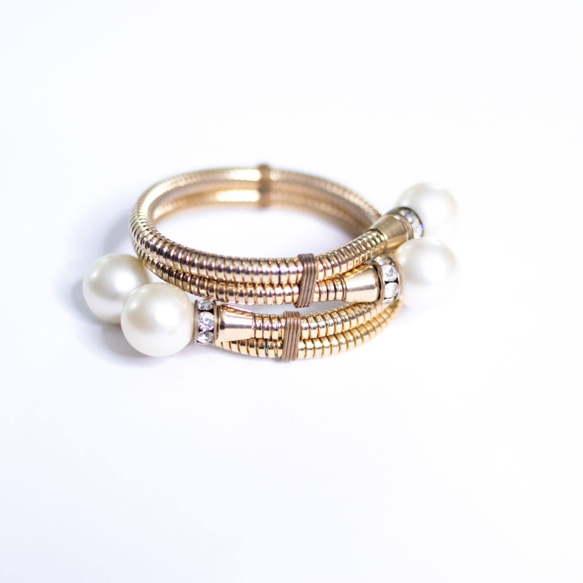 Vintage Pearl and Rhinestone Rondelle Gold Coil Expansion Bracelet by Unsigned Beauty - Vintage Meet Modern Vintage Jewelry - Chicago, Illinois - #oldhollywoodglamour #vintagemeetmodern #designervintage #jewelrybox #antiquejewelry #vintagejewelry