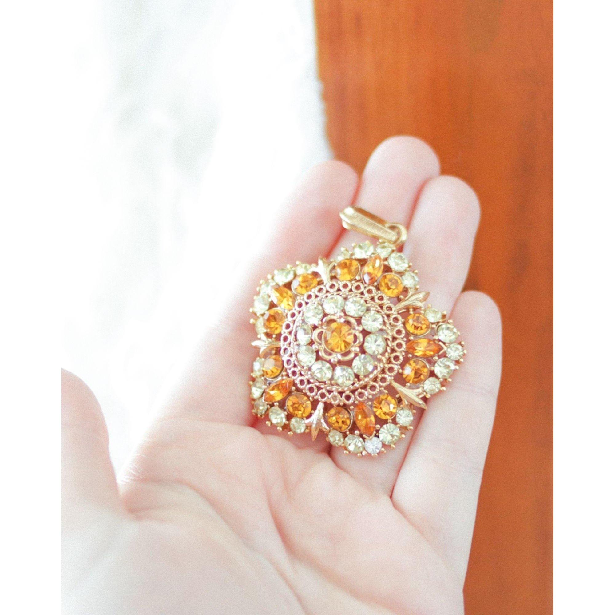 Vintage Lisner Amber and Yellow Rhinestone Pendant by Lisner - Vintage Meet Modern Vintage Jewelry - Chicago, Illinois - #oldhollywoodglamour #vintagemeetmodern #designervintage #jewelrybox #antiquejewelry #vintagejewelry