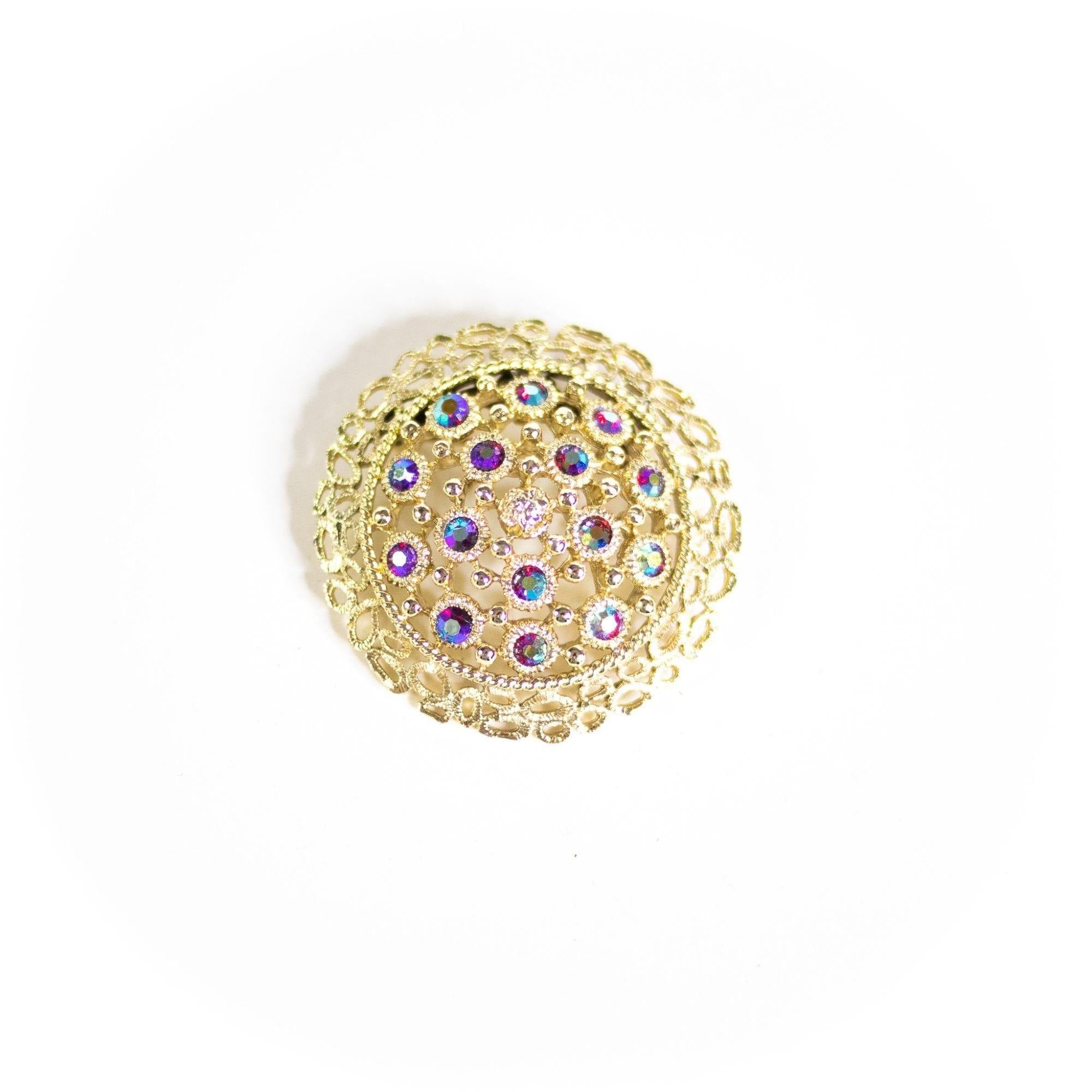 Vintage Red Aurora Borealis Medallion Brooch by Unsigned Beauty - Vintage Meet Modern Vintage Jewelry - Chicago, Illinois - #oldhollywoodglamour #vintagemeetmodern #designervintage #jewelrybox #antiquejewelry #vintagejewelry