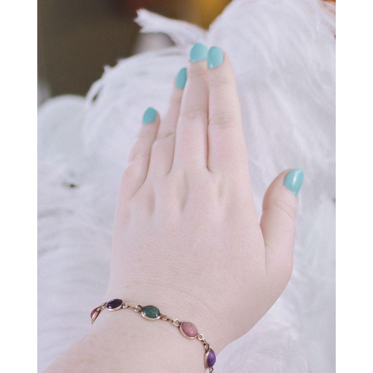 Vintage Carnelian, Tigers Eye, Jade, Lapis, Agate Scarab Bracelet by Unsigned Beauty - Vintage Meet Modern Vintage Jewelry - Chicago, Illinois - #oldhollywoodglamour #vintagemeetmodern #designervintage #jewelrybox #antiquejewelry #vintagejewelry