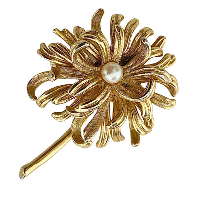 Vintage Boucher Aster Flower and Pearl Brooch by Boucher - Vintage Meet Modern Vintage Jewelry - Chicago, Illinois - #oldhollywoodglamour #vintagemeetmodern #designervintage #jewelrybox #antiquejewelry #vintagejewelry