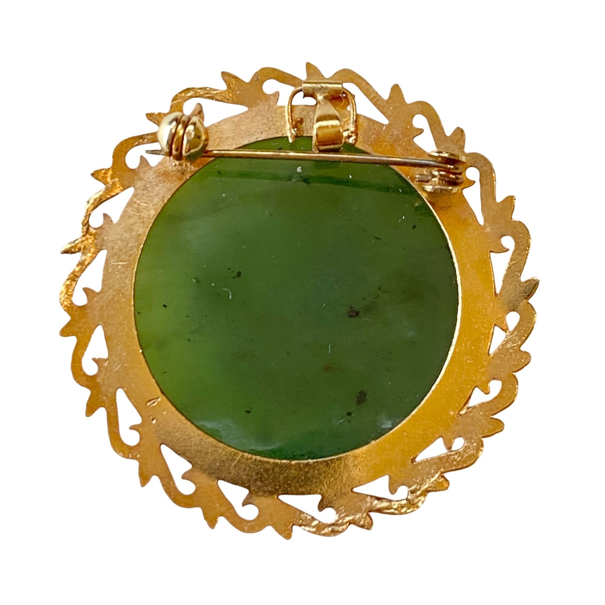 Vintage Jade with Gold Dragon Brooch Pendant by Unsigned Beauty - Vintage Meet Modern Vintage Jewelry - Chicago, Illinois - #oldhollywoodglamour #vintagemeetmodern #designervintage #jewelrybox #antiquejewelry #vintagejewelry