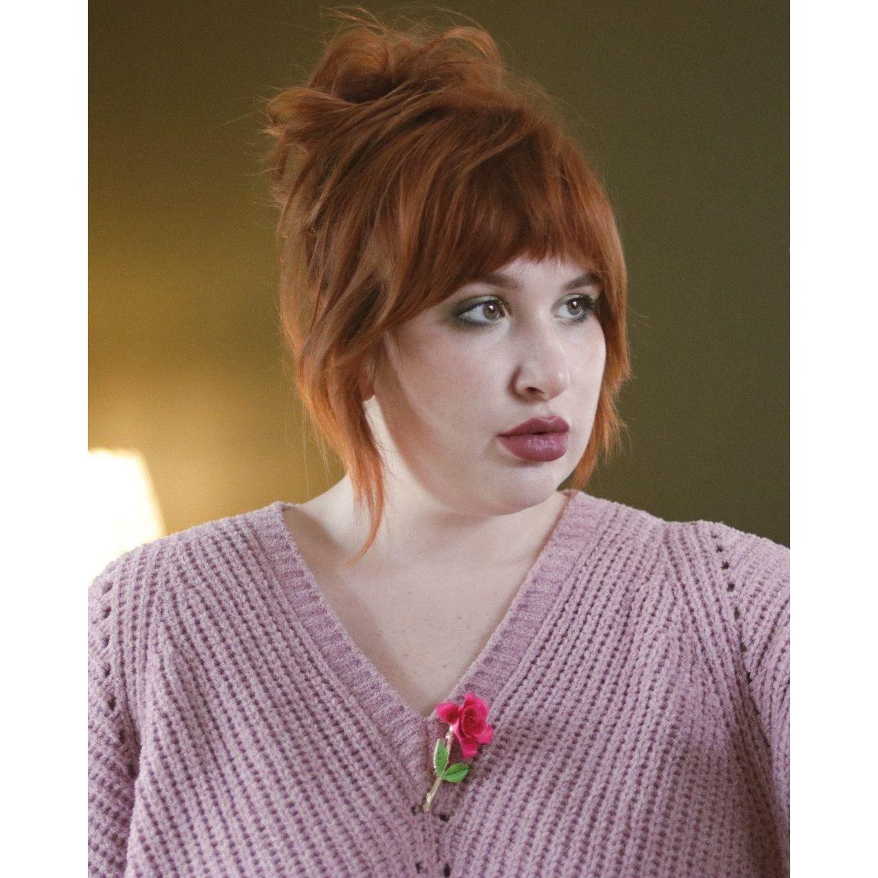 Vintage Pink Stem Rose Brooch by Unsigned Beauty - Vintage Meet Modern Vintage Jewelry - Chicago, Illinois - #oldhollywoodglamour #vintagemeetmodern #designervintage #jewelrybox #antiquejewelry #vintagejewelry