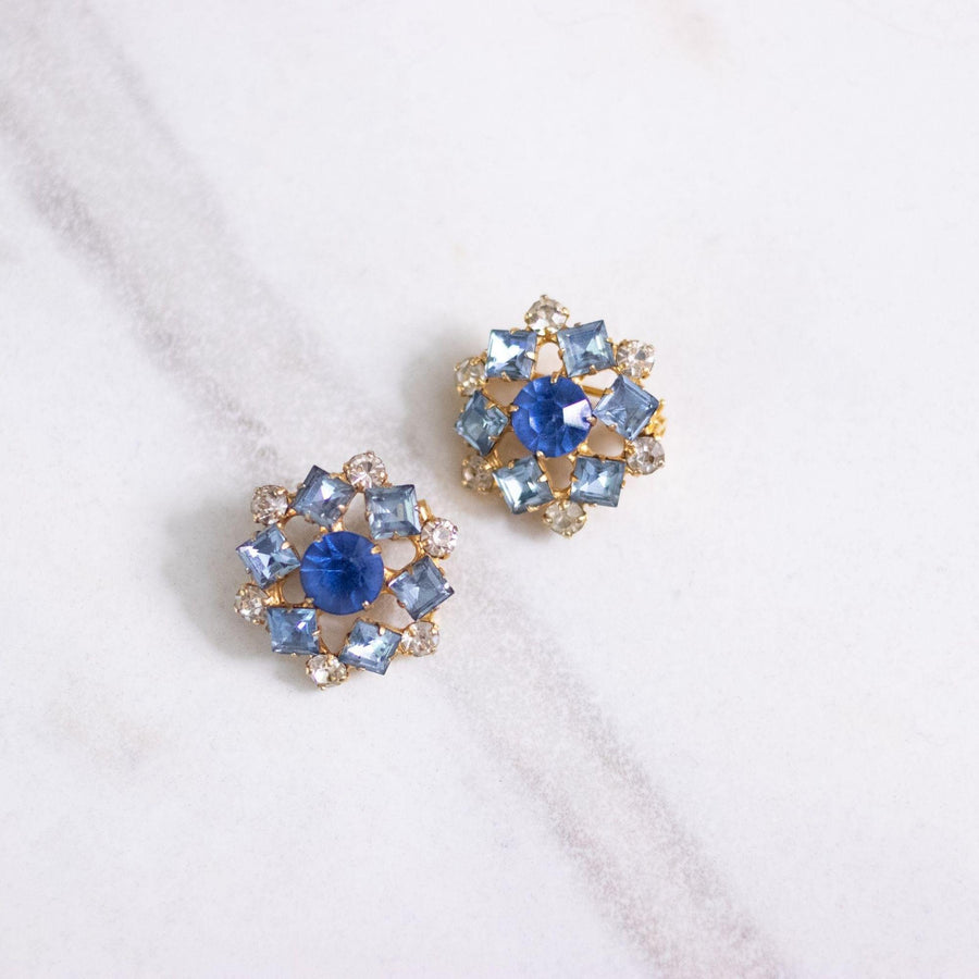 Vintage Petite Blue and White Rhinestone Scatter Pins by Unsigned Beauty - Vintage Meet Modern Vintage Jewelry - Chicago, Illinois - #oldhollywoodglamour #vintagemeetmodern #designervintage #jewelrybox #antiquejewelry #vintagejewelry
