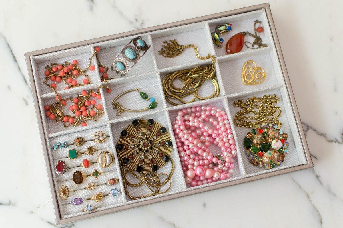 Jewelry Care and Storage by Vintage Meet Modern - Vintage Meet Modern Vintage Jewelry - Chicago, Illinois - #oldhollywoodglamour #vintagemeetmodern #designervintage #jewelrybox #antiquejewelry #vintagejewelry