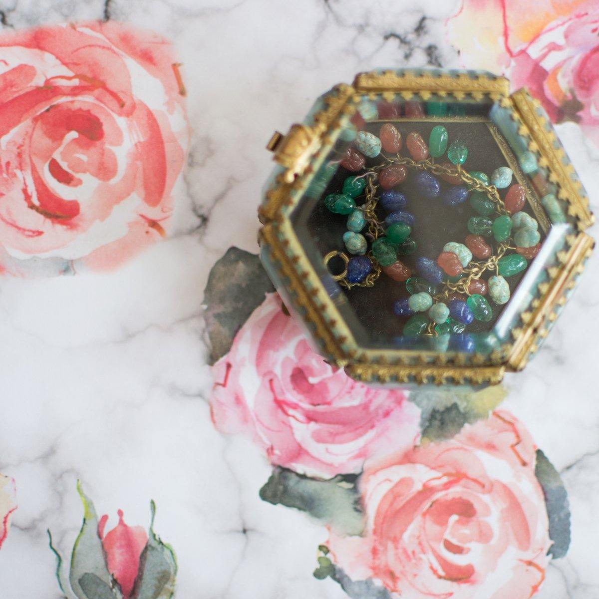 Jewelry Care and Storage by Vintage Meet Modern - Vintage Meet Modern Vintage Jewelry - Chicago, Illinois - #oldhollywoodglamour #vintagemeetmodern #designervintage #jewelrybox #antiquejewelry #vintagejewelry