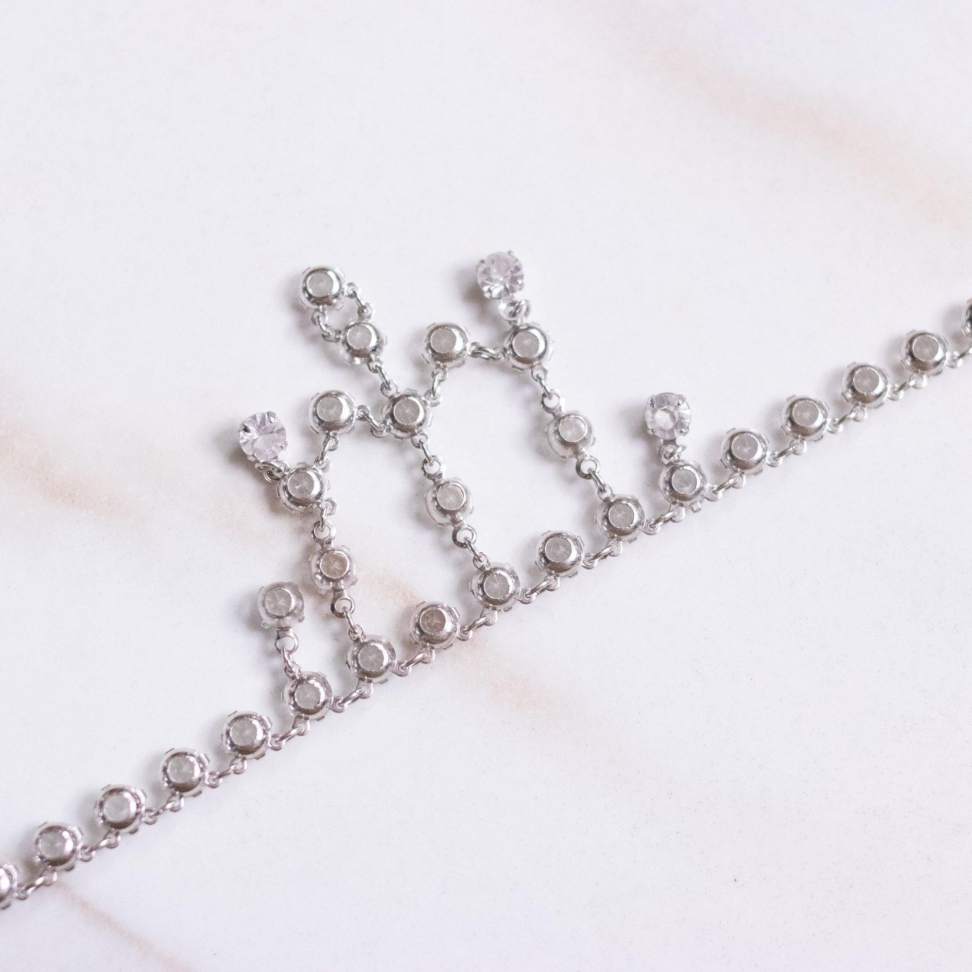 Vintage Art Deco Bezel Set Crystal Necklace with Crystal Dangles by Unsigned Beauty - Vintage Meet Modern Vintage Jewelry - Chicago, Illinois - #oldhollywoodglamour #vintagemeetmodern #designervintage #jewelrybox #antiquejewelry #vintagejewelry