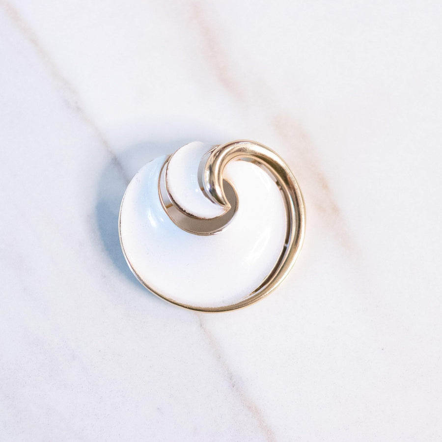 Vintage Crown Trifari White Enamel and Gold Swirl Mid Century Modern Brooch by Crown Trifari - Vintage Meet Modern Vintage Jewelry - Chicago, Illinois - #oldhollywoodglamour #vintagemeetmodern #designervintage #jewelrybox #antiquejewelry #vintagejewelry