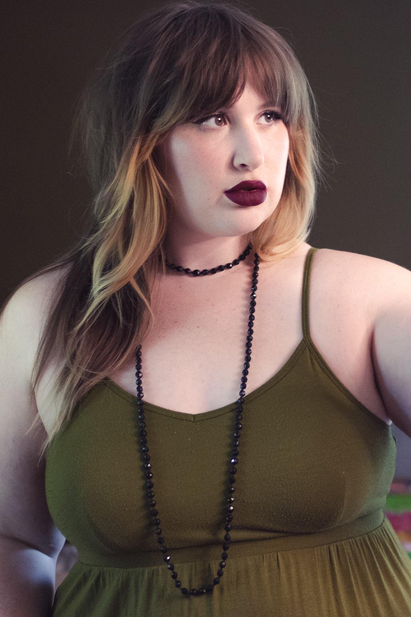 Vintage Czech Hand-Knotted Jet Glass Bead Flapper Necklace by Czech - Vintage Meet Modern Vintage Jewelry - Chicago, Illinois - #oldhollywoodglamour #vintagemeetmodern #designervintage #jewelrybox #antiquejewelry #vintagejewelry