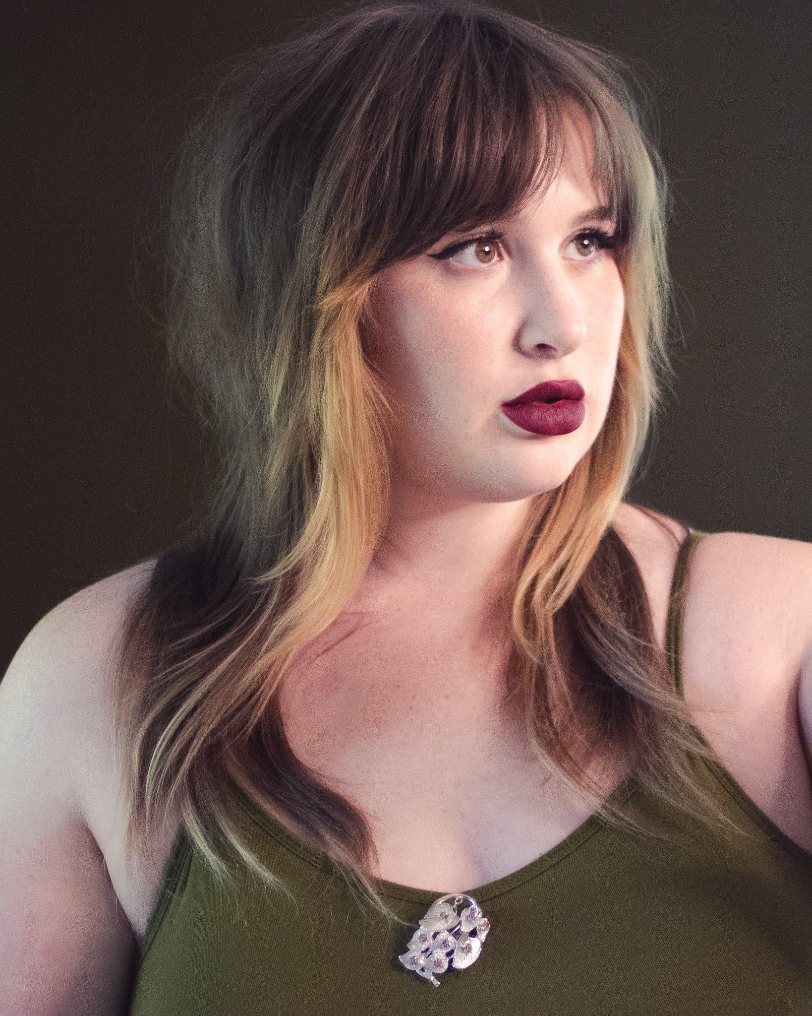 Vintage Mid Century Modern Silver Leaf Cluster Brooch with Lavender Rhinestones by Unsigned Beauty - Vintage Meet Modern Vintage Jewelry - Chicago, Illinois - #oldhollywoodglamour #vintagemeetmodern #designervintage #jewelrybox #antiquejewelry #vintagejewelry