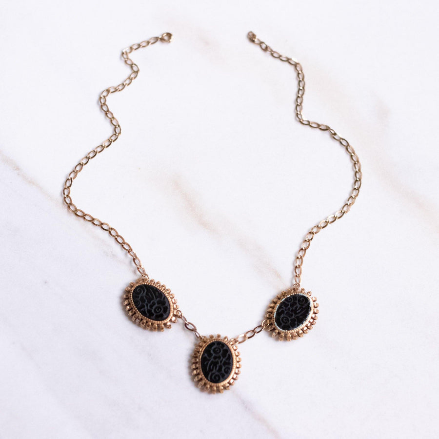 Vintage Victorian Era Etched Onyx Floral Necklace by L.B. Co. - Vintage Meet Modern Vintage Jewelry - Chicago, Illinois - #oldhollywoodglamour #vintagemeetmodern #designervintage #jewelrybox #antiquejewelry #vintagejewelry