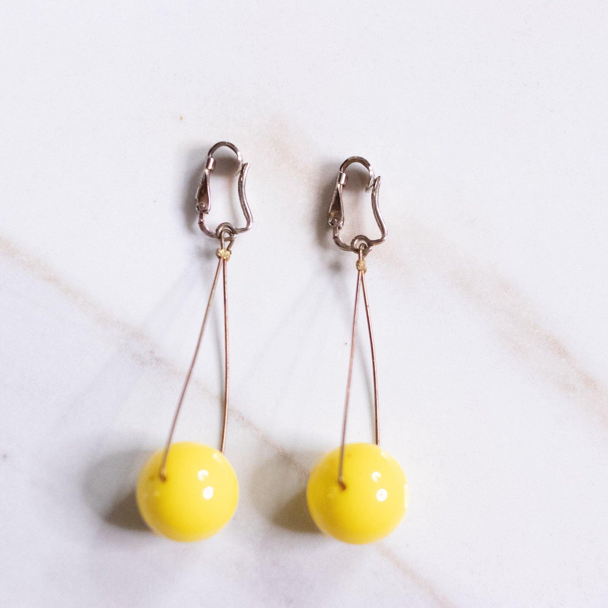 Vintage Retro Mod Yellow Bubble Bead Dangling Statement Earrings by Unsigned Beauty - Vintage Meet Modern Vintage Jewelry - Chicago, Illinois - #oldhollywoodglamour #vintagemeetmodern #designervintage #jewelrybox #antiquejewelry #vintagejewelry