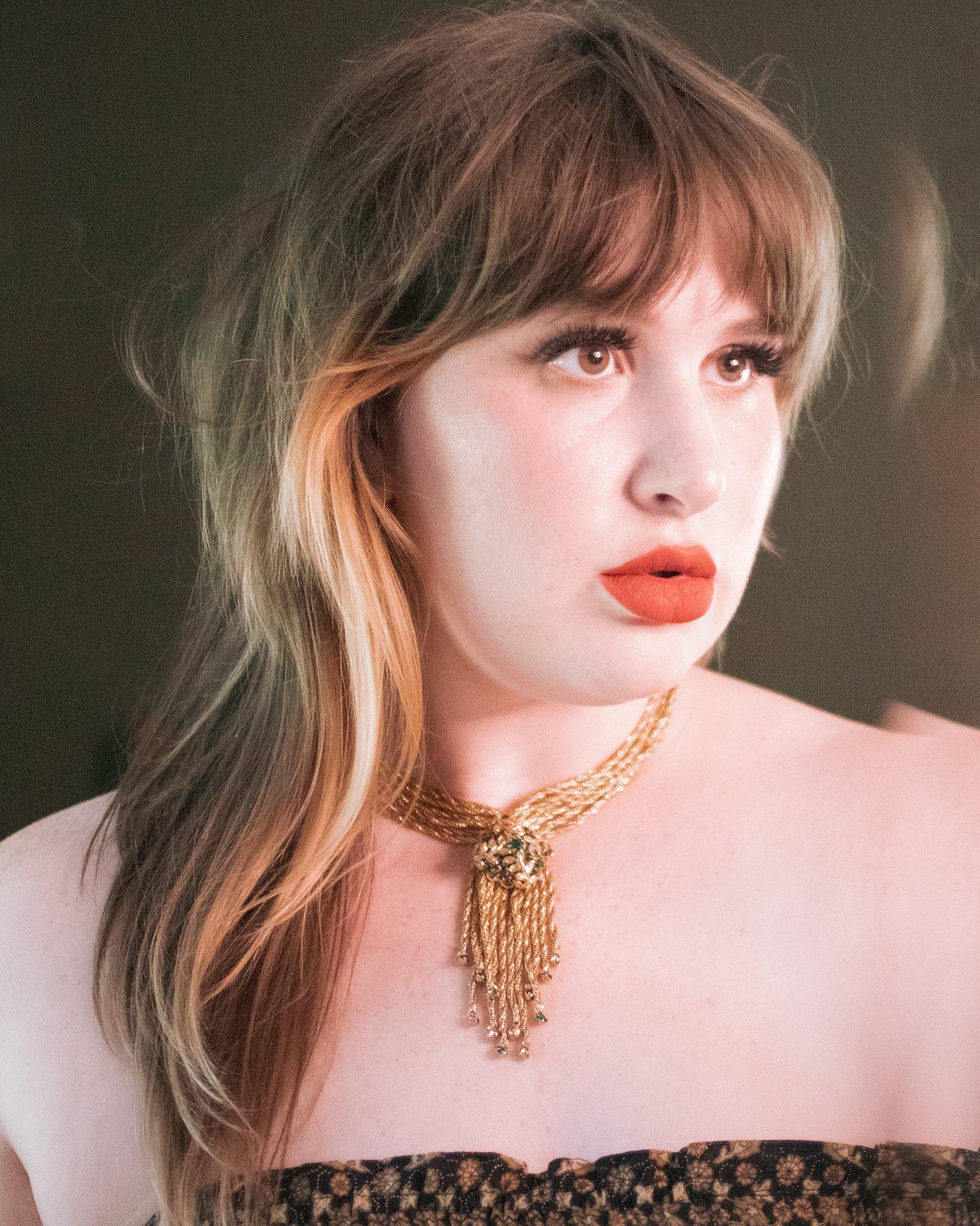 Vintage Emerald Green Rhinestone Tassel Necklace with Braided Rope Chain by Hobe - Vintage Meet Modern Vintage Jewelry - Chicago, Illinois - #oldhollywoodglamour #vintagemeetmodern #designervintage #jewelrybox #antiquejewelry #vintagejewelry