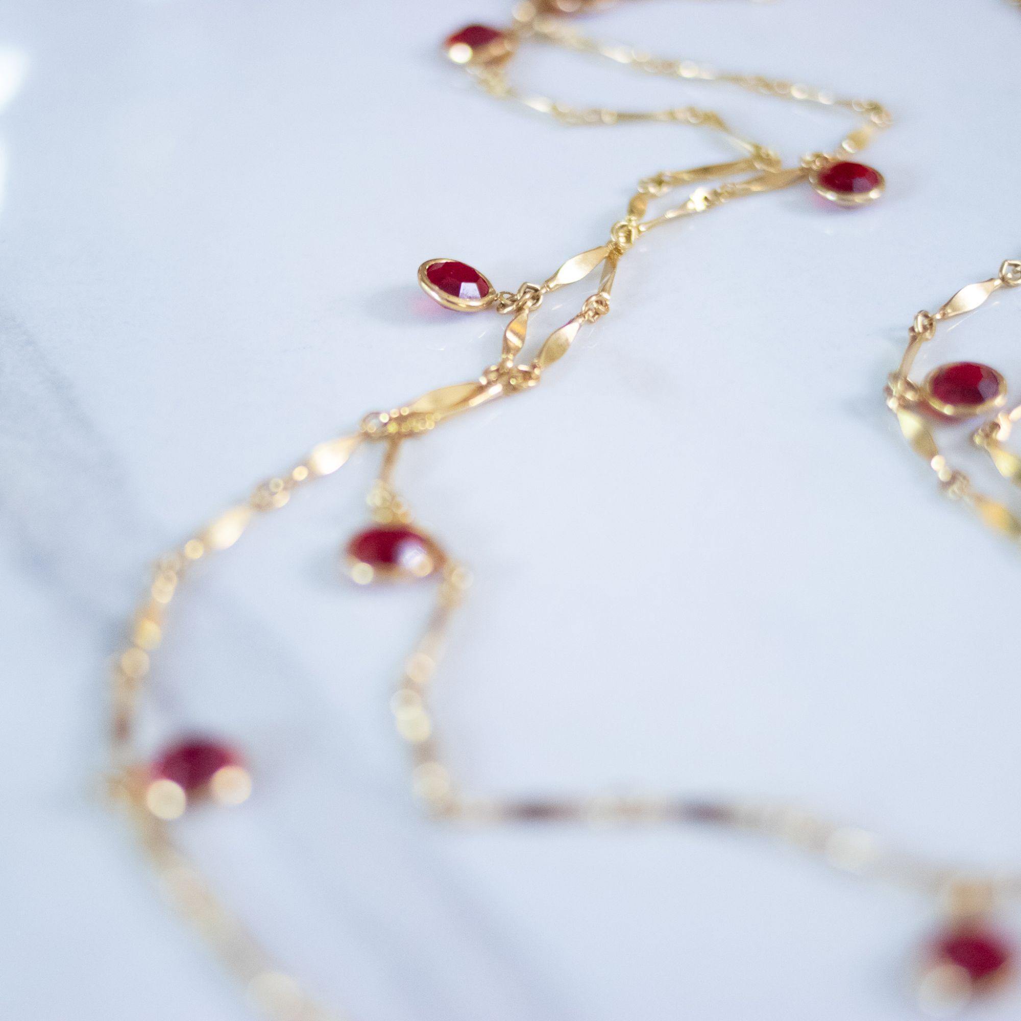 Vintage Gold Flat Link Necklace with Red Bezel Set Crystals by Unsigned Beauty - Vintage Meet Modern Vintage Jewelry - Chicago, Illinois - #oldhollywoodglamour #vintagemeetmodern #designervintage #jewelrybox #antiquejewelry #vintagejewelry