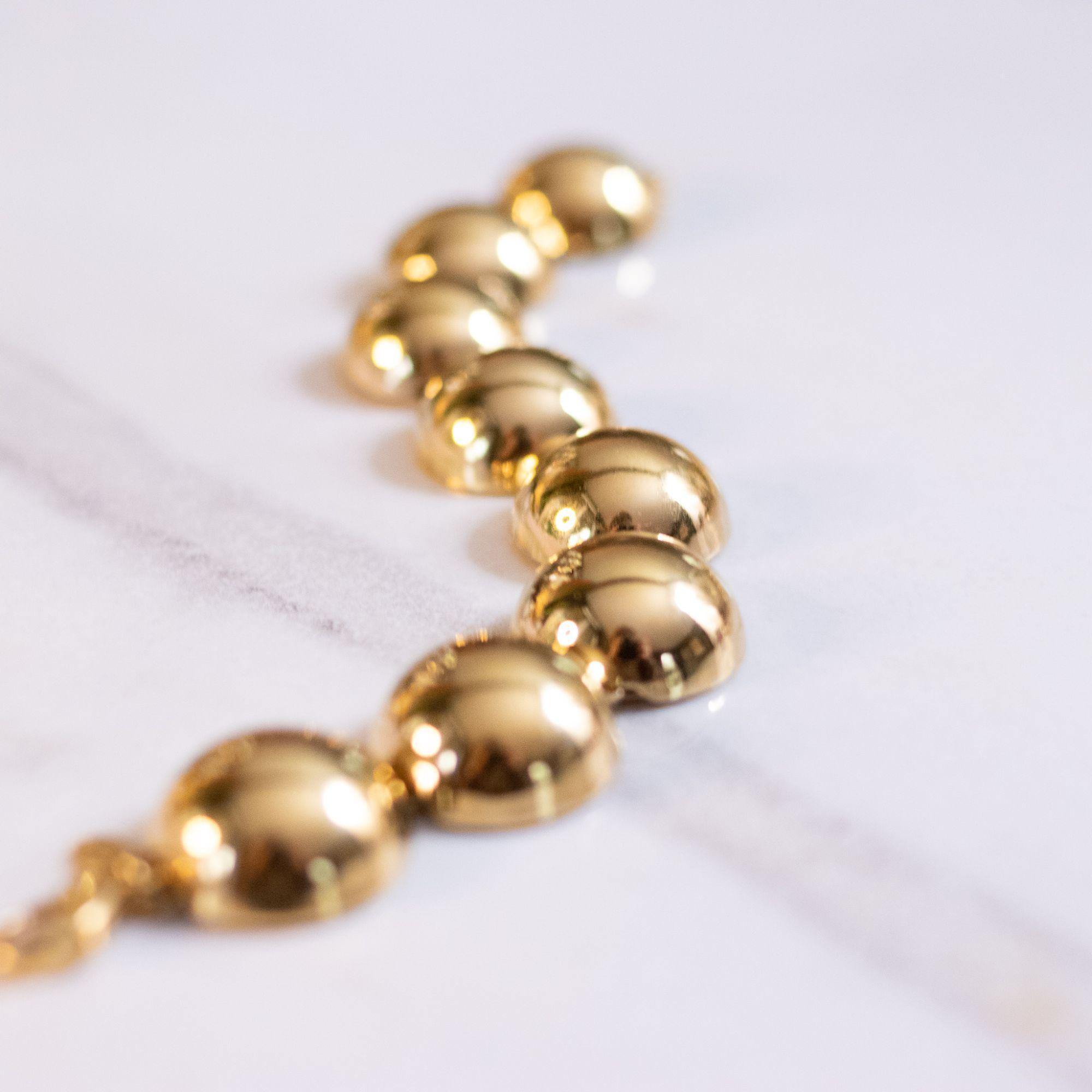 Vintage Monet Gold Disc Link Bracelet by Monet - Vintage Meet Modern Vintage Jewelry - Chicago, Illinois - #oldhollywoodglamour #vintagemeetmodern #designervintage #jewelrybox #antiquejewelry #vintagejewelry