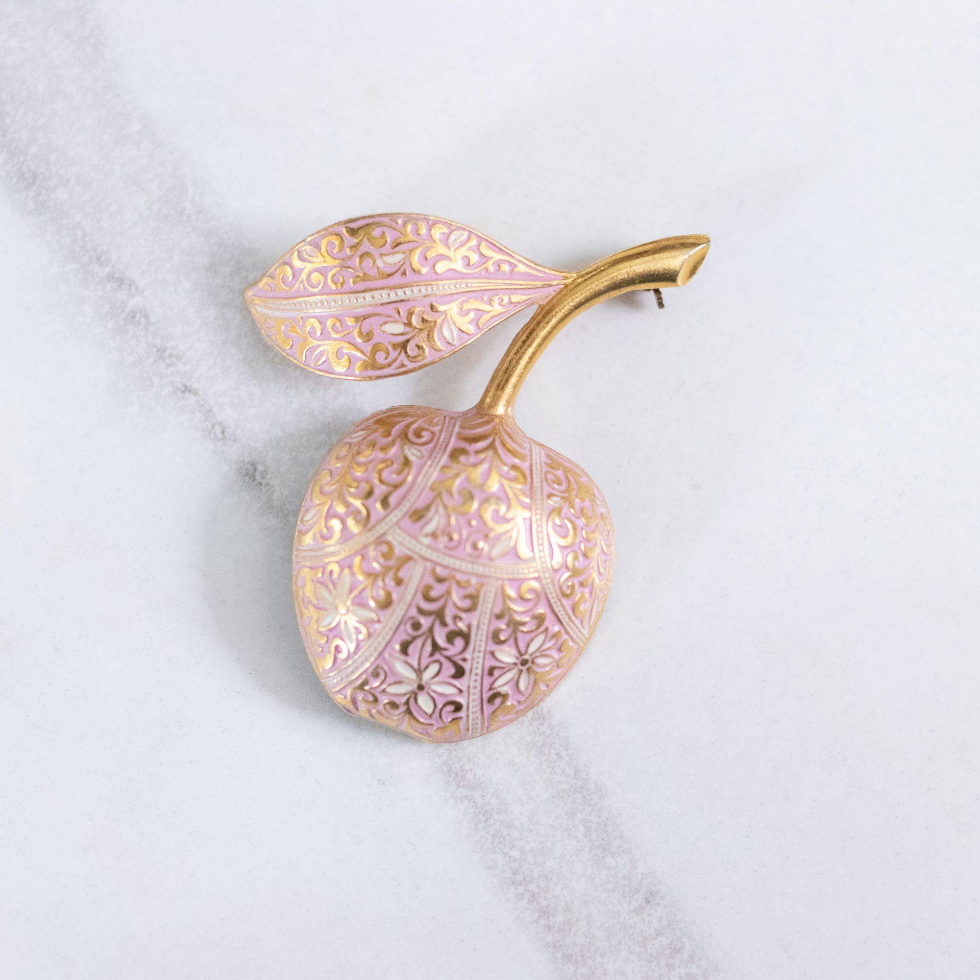 Vintage Pink Damascene Apple Brooch by Made in Spain - Vintage Meet Modern Vintage Jewelry - Chicago, Illinois - #oldhollywoodglamour #vintagemeetmodern #designervintage #jewelrybox #antiquejewelry #vintagejewelry