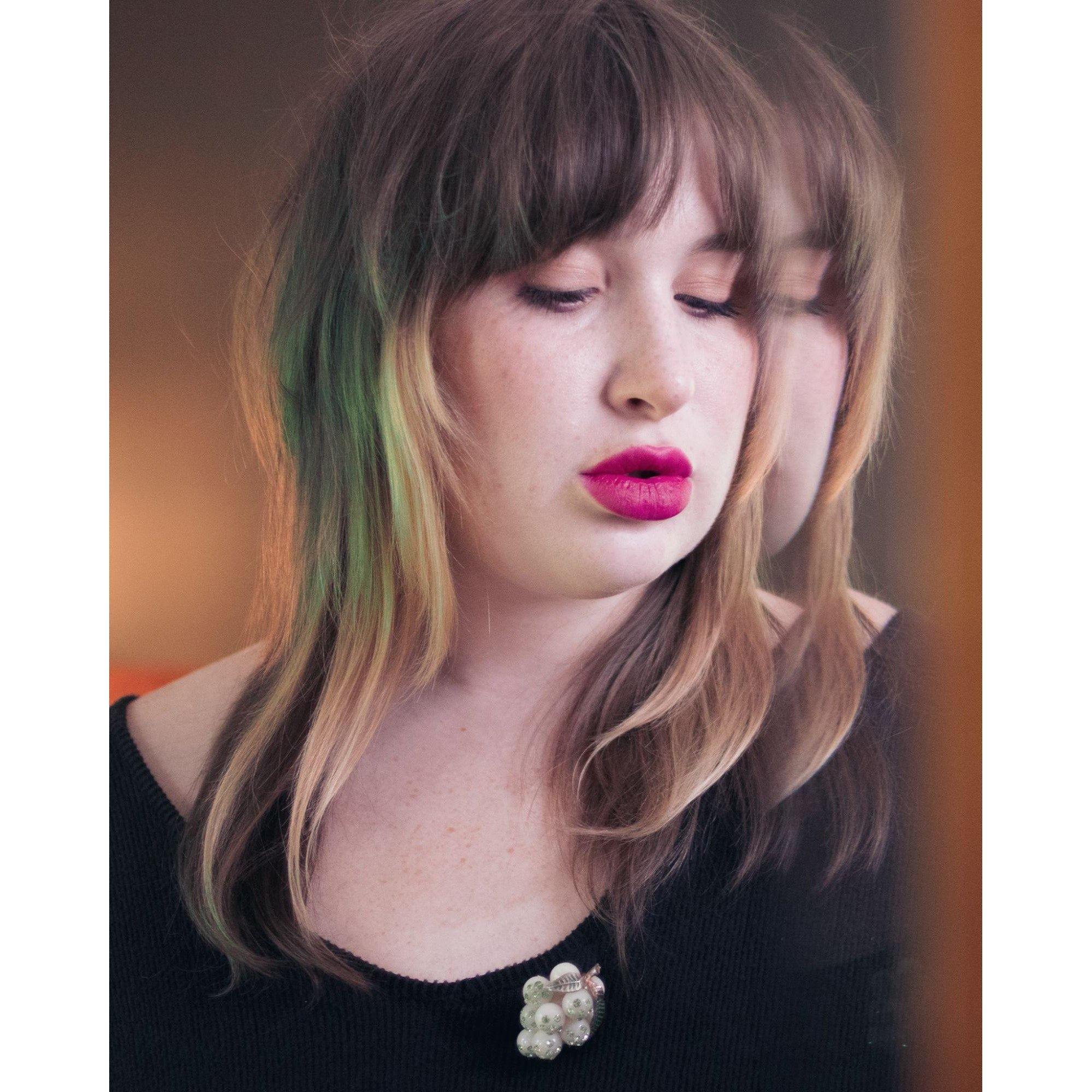 Vintage White Grape Brooch with Green Rhinestones by Unsigned Beauty - Vintage Meet Modern Vintage Jewelry - Chicago, Illinois - #oldhollywoodglamour #vintagemeetmodern #designervintage #jewelrybox #antiquejewelry #vintagejewelry