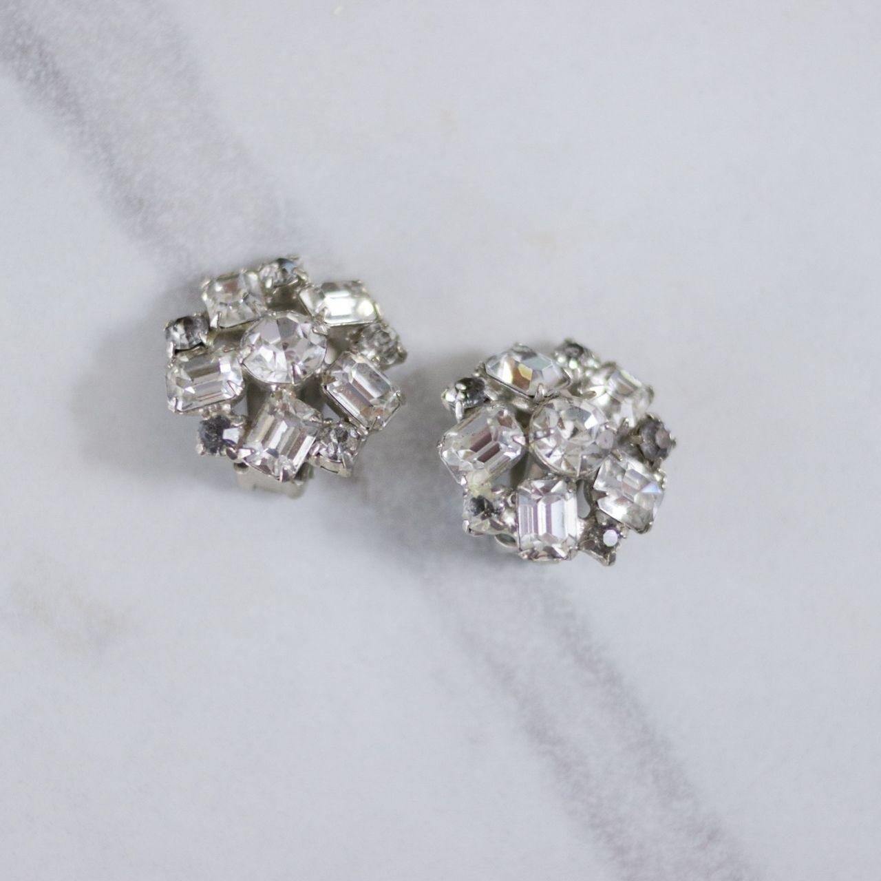 Vintage Diamante Rhinestone Statement Earrings by Unsigned Beauty - Vintage Meet Modern Vintage Jewelry - Chicago, Illinois - #oldhollywoodglamour #vintagemeetmodern #designervintage #jewelrybox #antiquejewelry #vintagejewelry