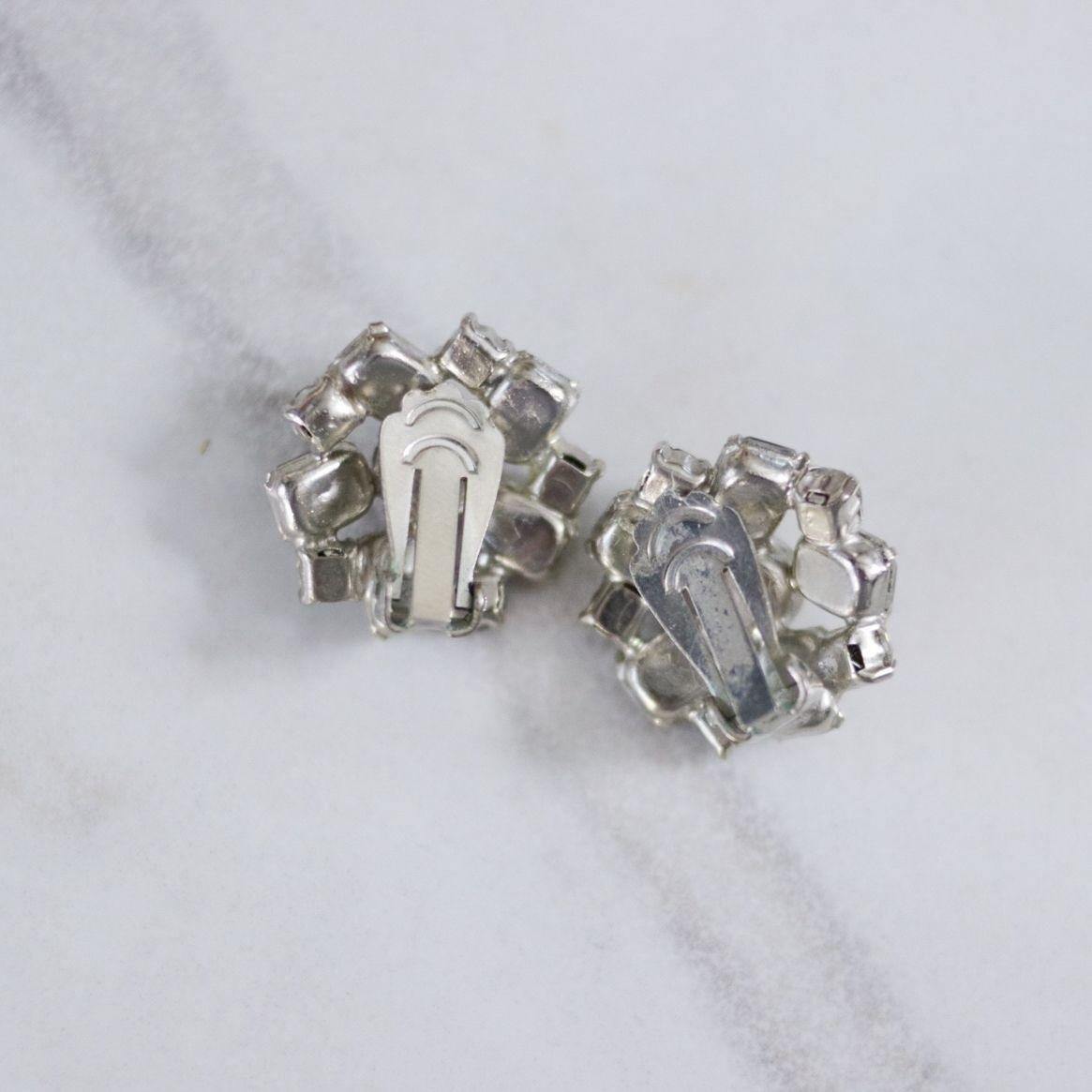 Vintage Diamante Rhinestone Statement Earrings by Unsigned Beauty - Vintage Meet Modern Vintage Jewelry - Chicago, Illinois - #oldhollywoodglamour #vintagemeetmodern #designervintage #jewelrybox #antiquejewelry #vintagejewelry